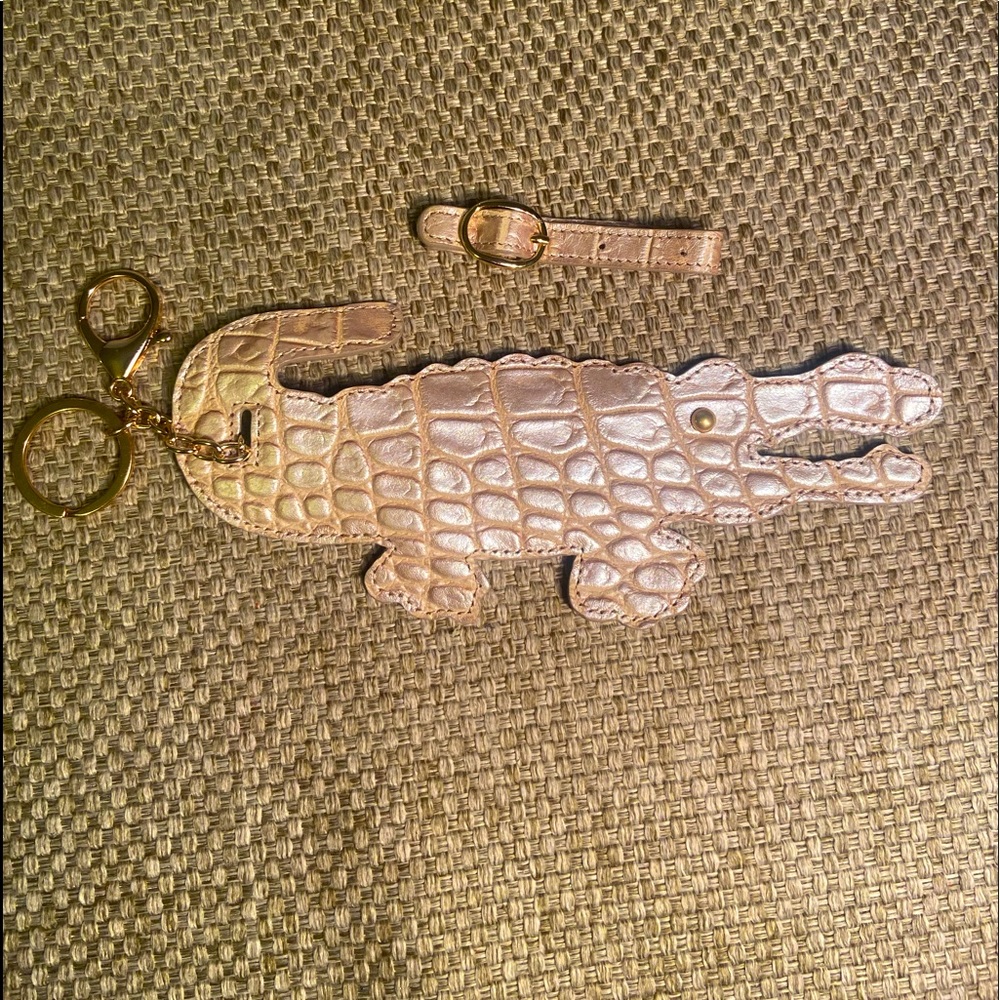 NWOT Brahmin Luggage Tag made into a key chain.